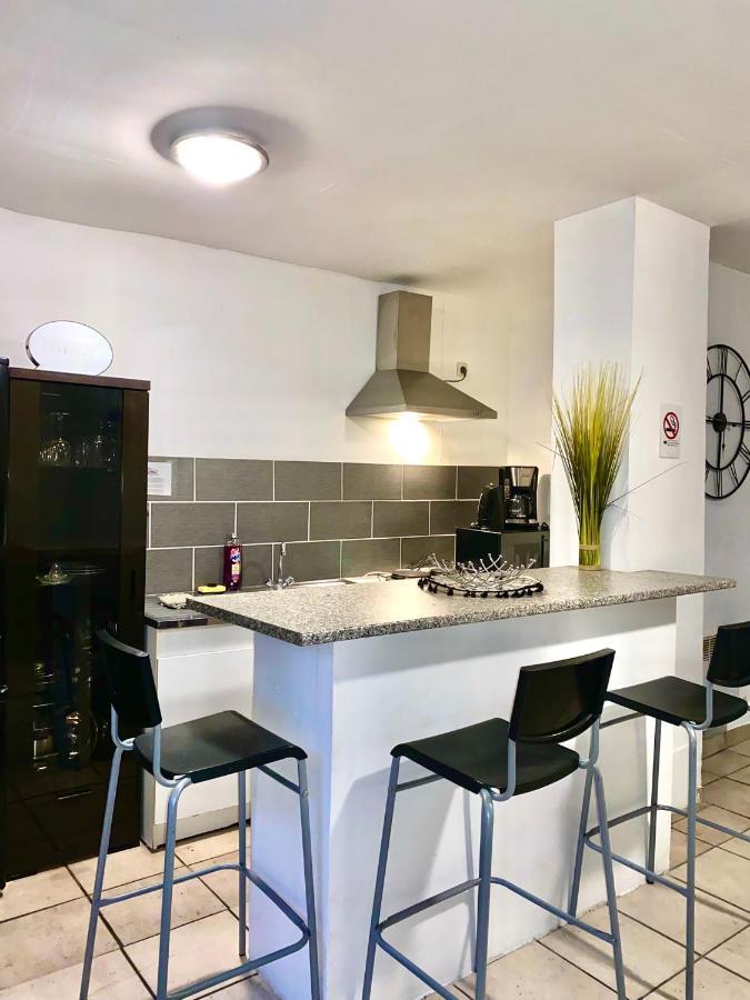 24h 7j Apartment